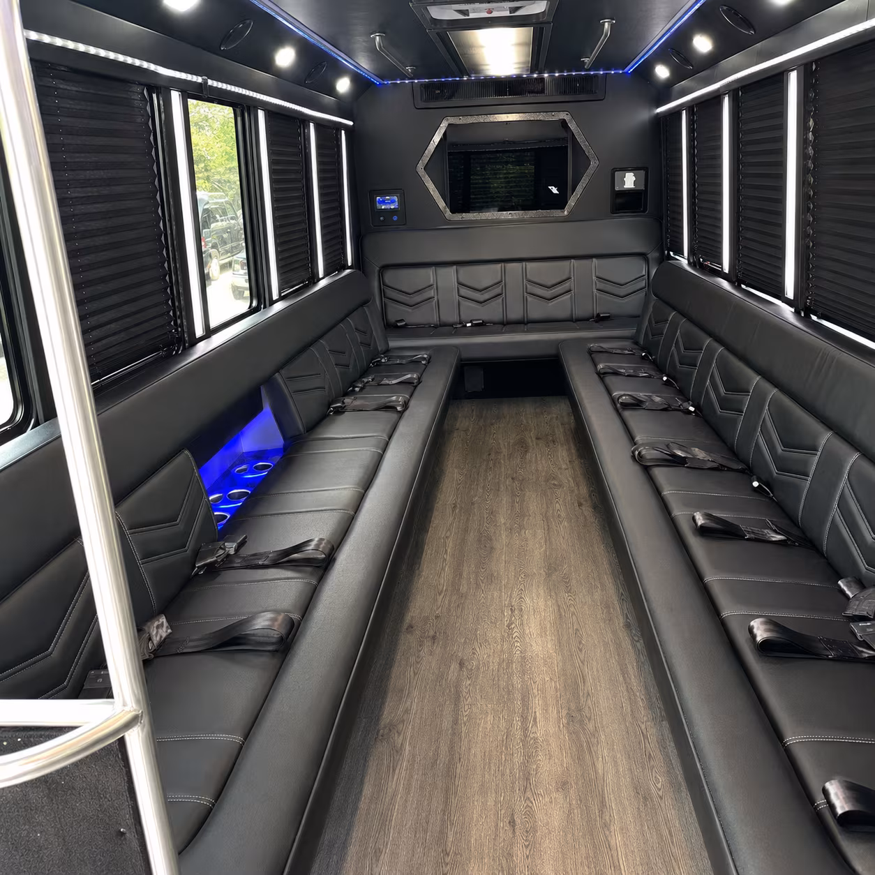 birthday party buses for wine tours around miramar