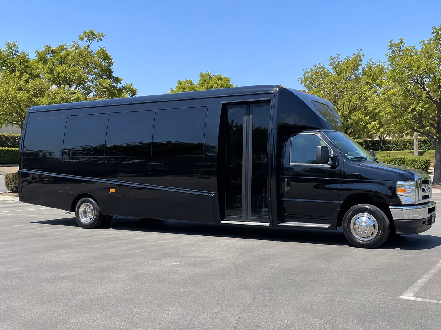 charter buses to miami dolphins games at hard rock stadium