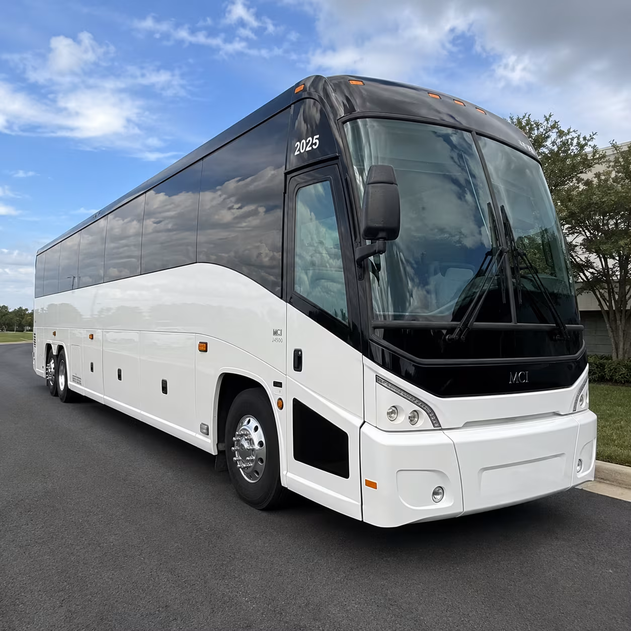 employee shuttle buses for miramar warehouse and distribution groups