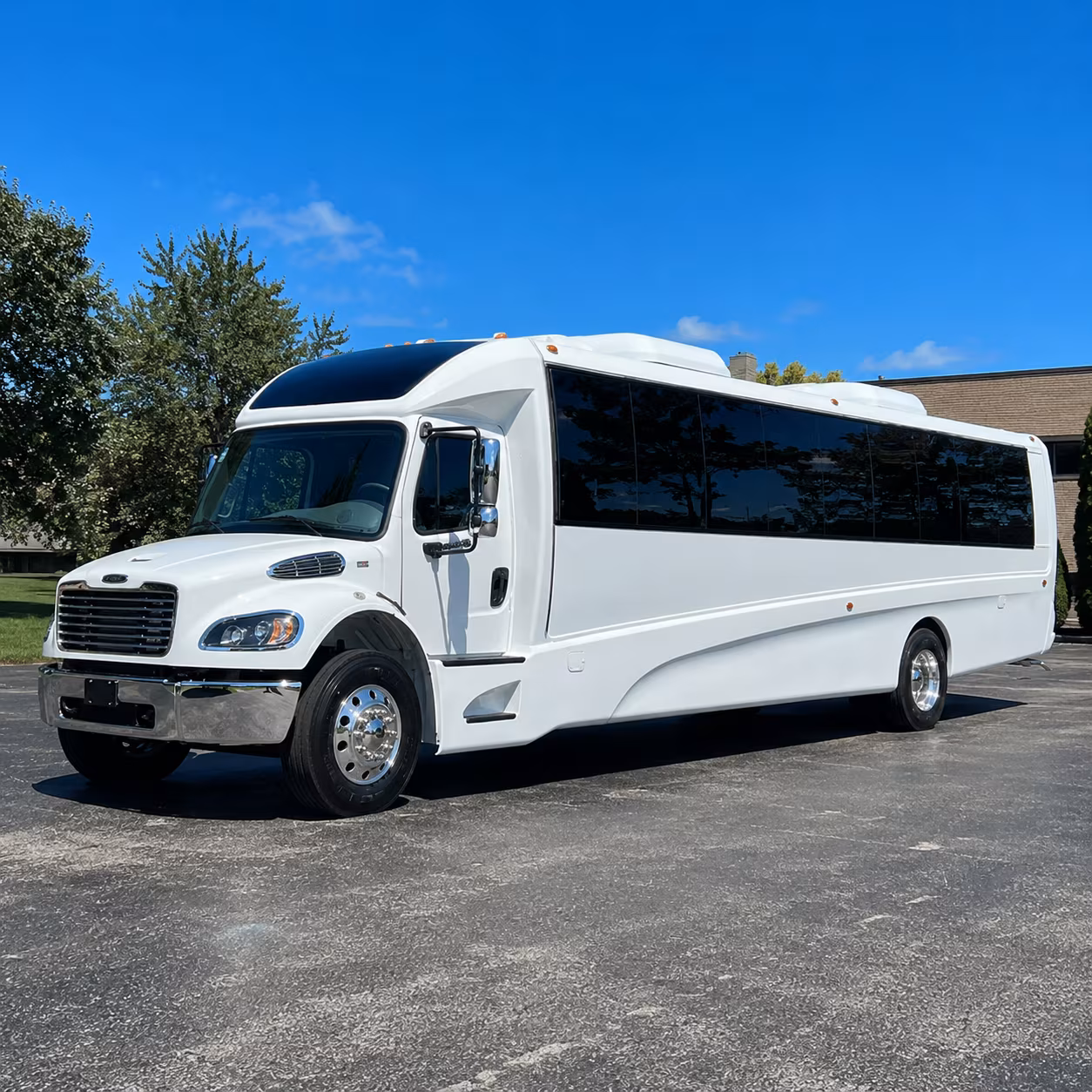 miramar 18 passenger minibus